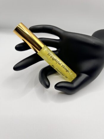 Sensual Pinapple Lip Gloss Gold Top - Image 3