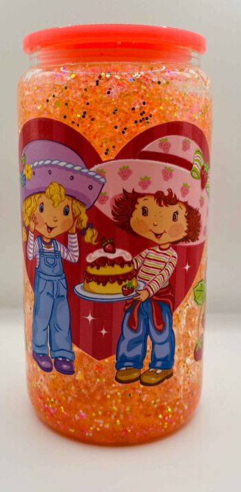 Strawberry Shortcake 16 0z Glitter Filled Glass Cup with Lid and Straw